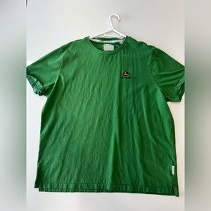 Green T-shirt – John Deere